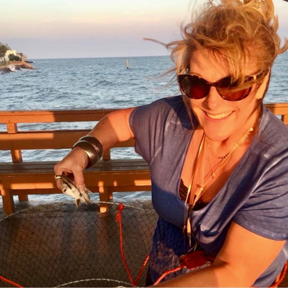 WELCOME TO MY CLOSET - All AUTHENTIC ITEMS!! @kchildsncmtns (formerly @wegrug) - Picture 16 of 16